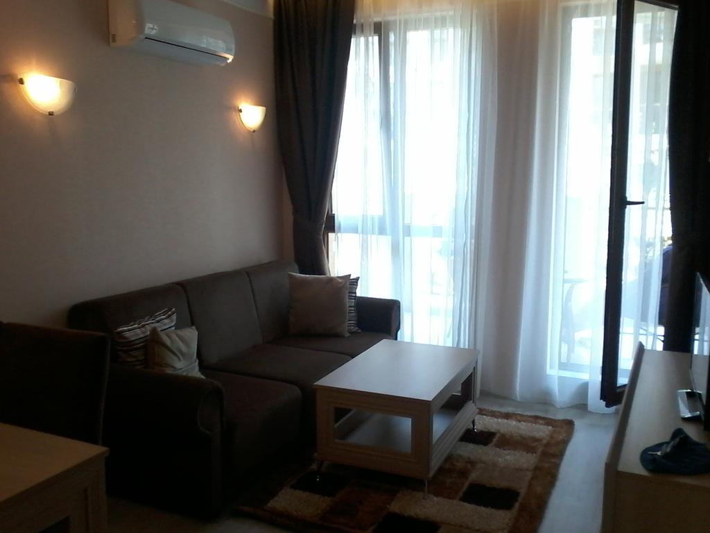 Private Apartments In Harmony Suites Dream Island Sunny Beach Esterno foto