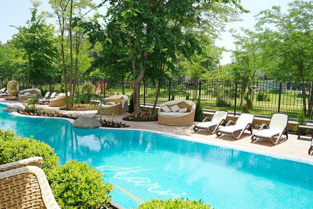 Private Apartments In Harmony Suites Dream Island Sunny Beach Esterno foto